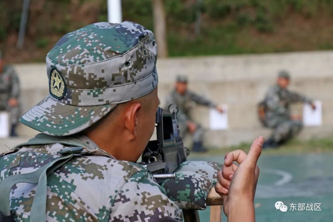 射击比赛紧张激烈，谁能力压众将夺冠？