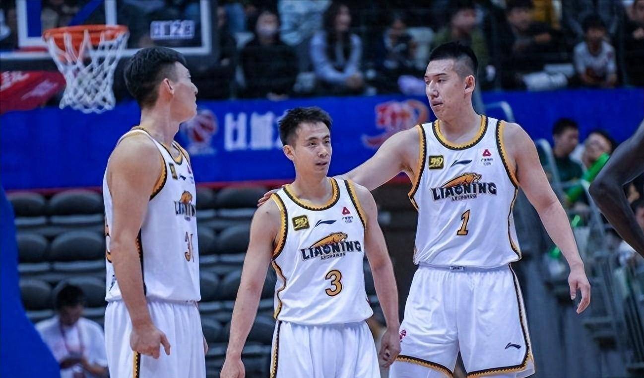 天津男篮决战北京队，全员备战争夺胜利